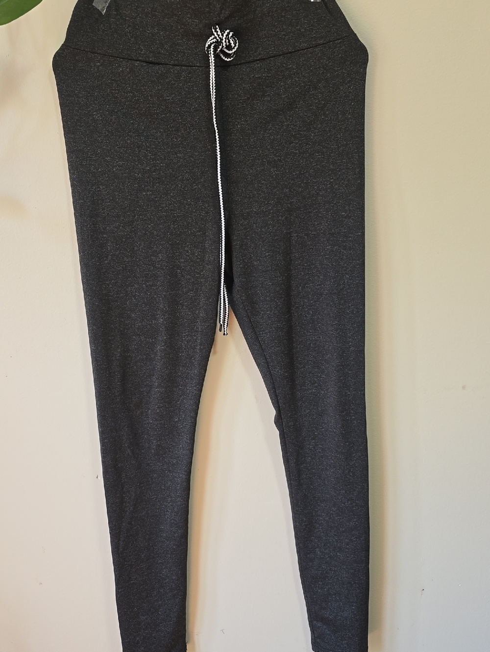 SHEIN Dark Charcoal Gray Kids Leggings with Drawstring